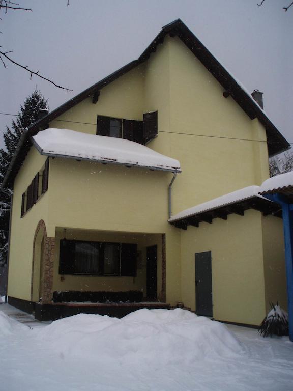 Studio Ivona Rakovica Rom bilde